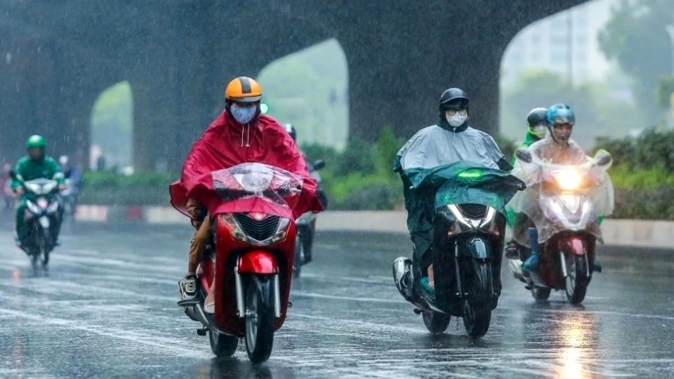 Cold air to hit regions this weekend, bring relief from early summer heat